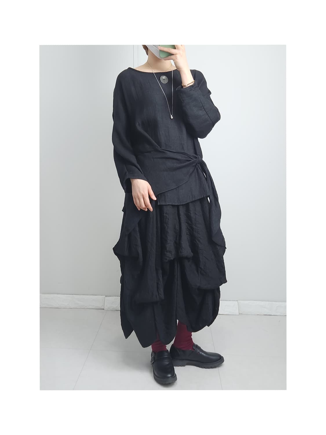 언발 블라우스•셔링 스커트 셋업 상품이미지1