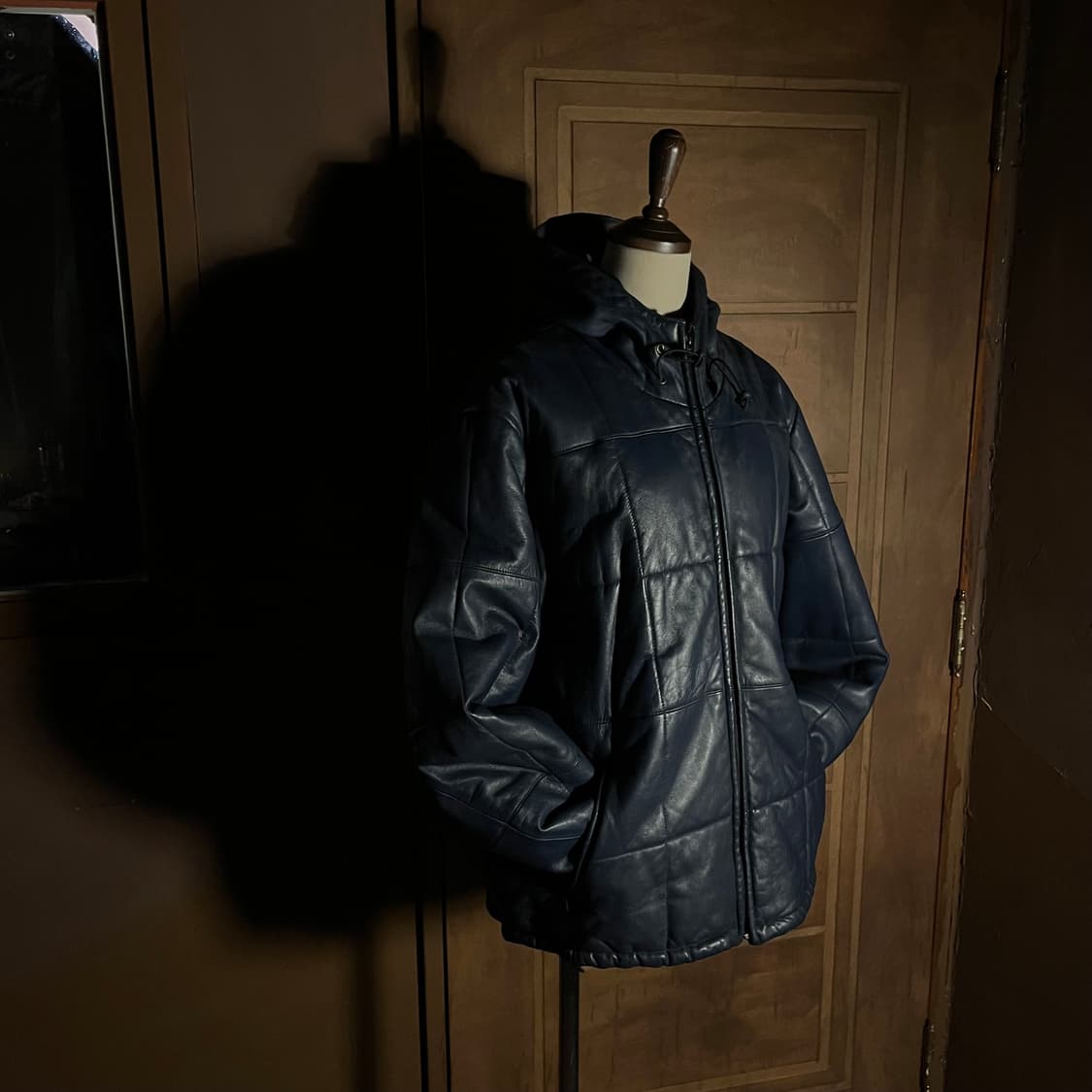 Lambskin Deep Blue Hood Padded Jacket 상품이미지6