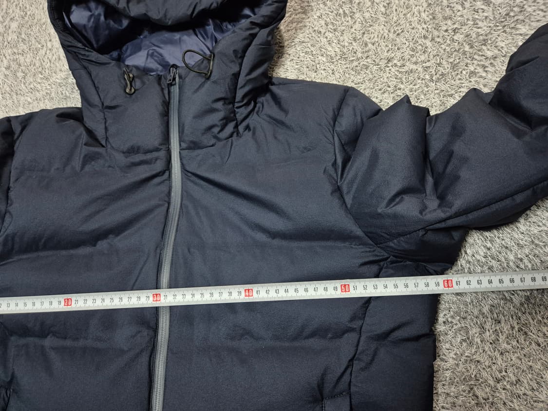 유니클로 남성 심리스 다운패딩 네이비 L 상품이미지10