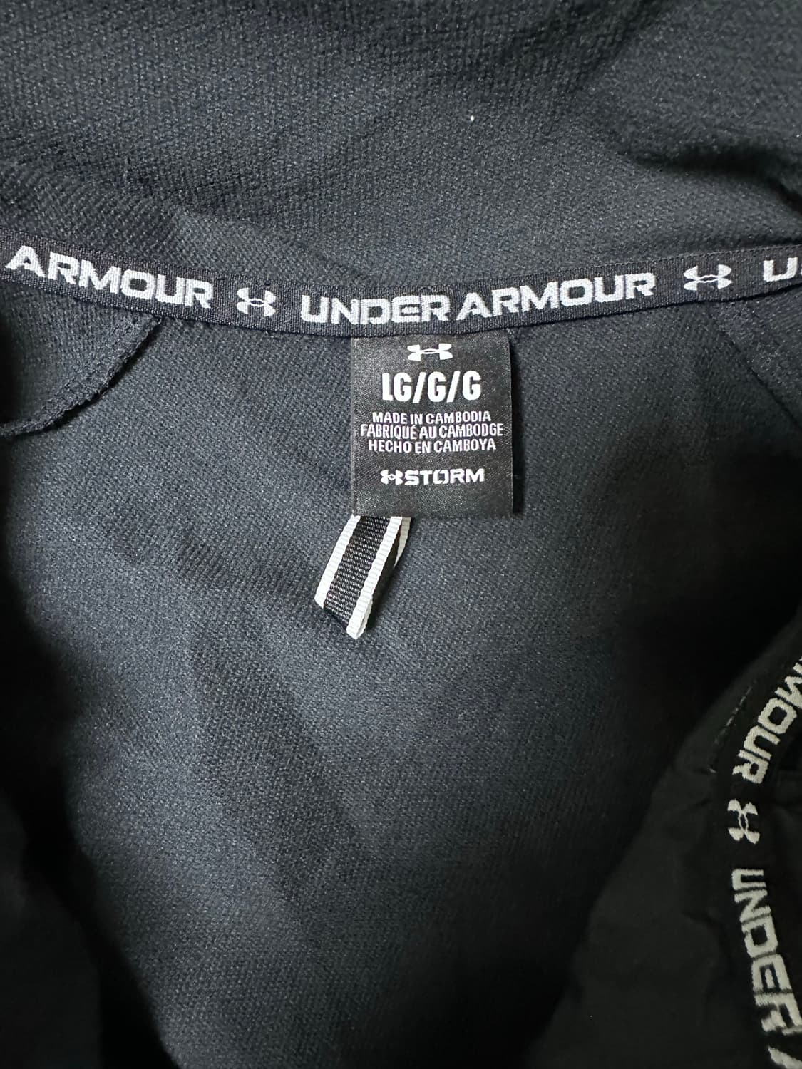 언더아머 블랙 후드 패딩 자켓 상품이미지4