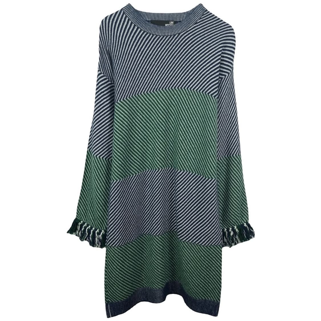 [러브 모스키노] 스트라이프 패턴 크루넥 오버핏 니트 원피스 P01439 상품이미지2