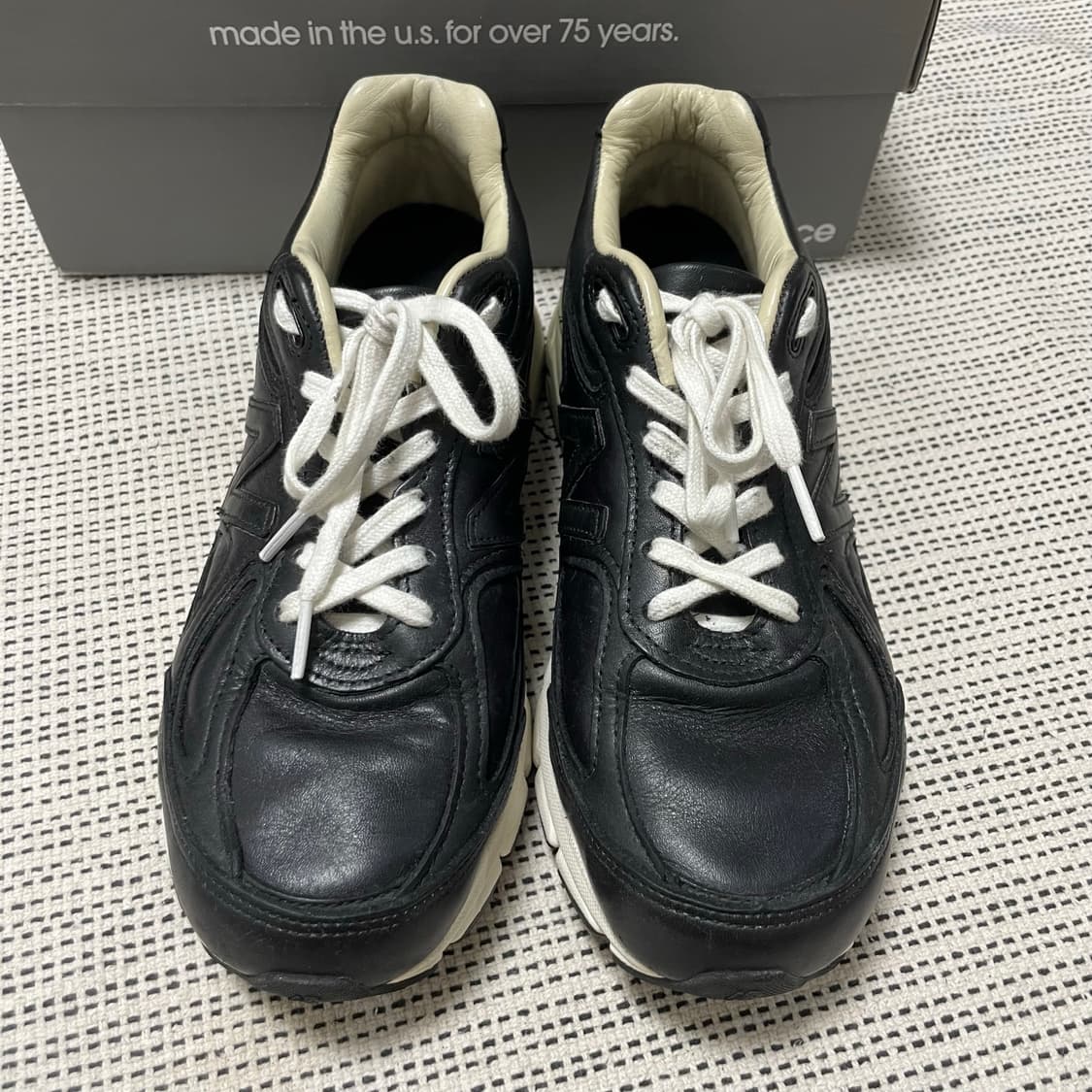 한정판 뉴발란스 카우레더 블랙 990 V4 상품이미지2
