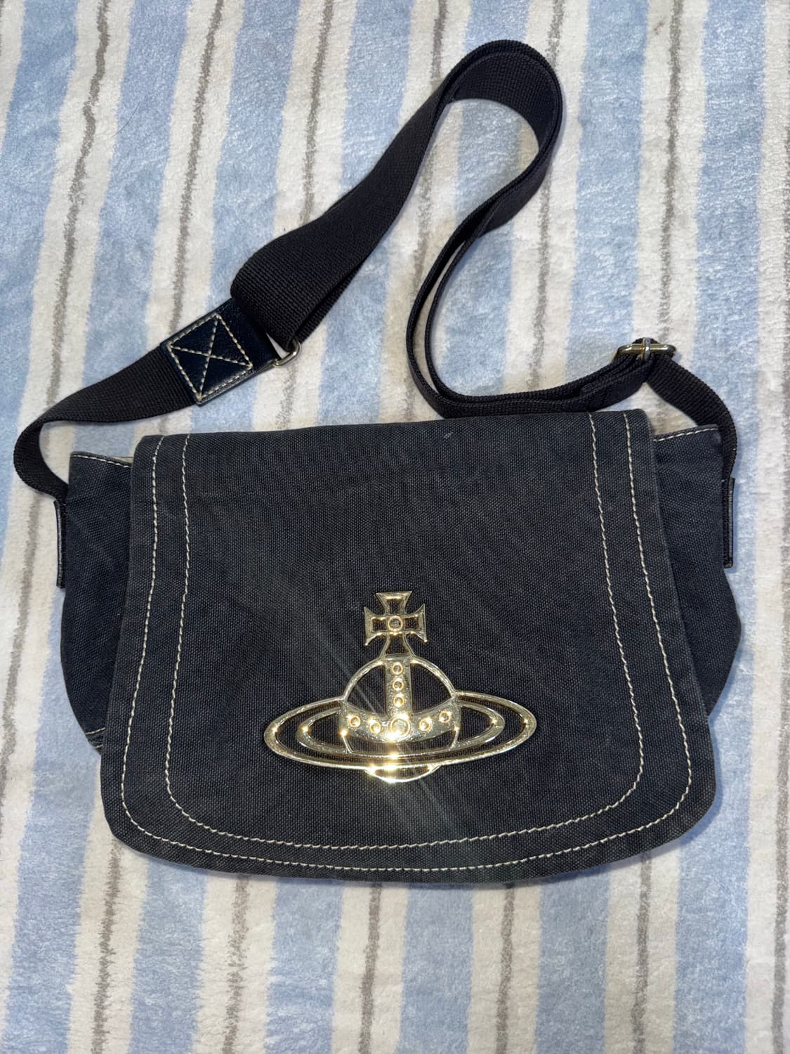 비비안웨스트우드 가방 팝니다 상품이미지2