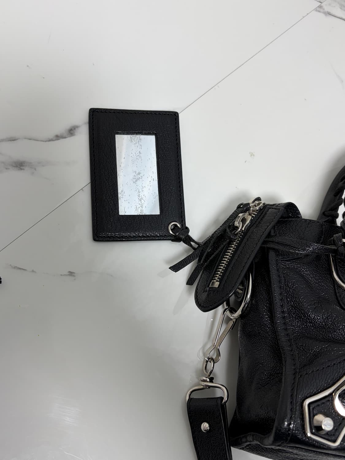 (정품) 발렌시아가 모터백 미니 블랙 상품이미지7