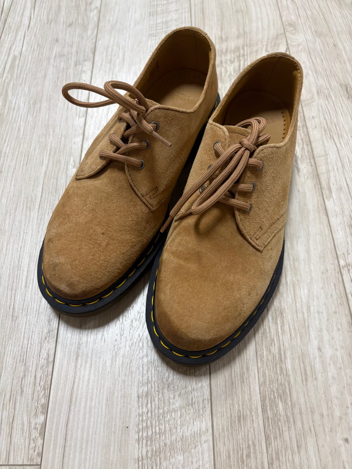 닥터마틴 3홀 스웨이드 베이지 260 상품이미지1