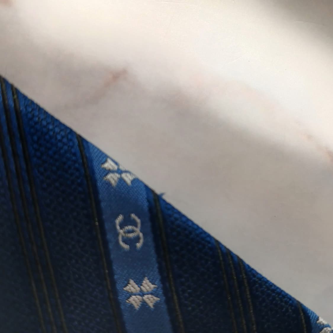 샤넬 실크 블루 자카드 로고 패턴 넥타이 9.5cm A~B등급 E849
 상품이미지7