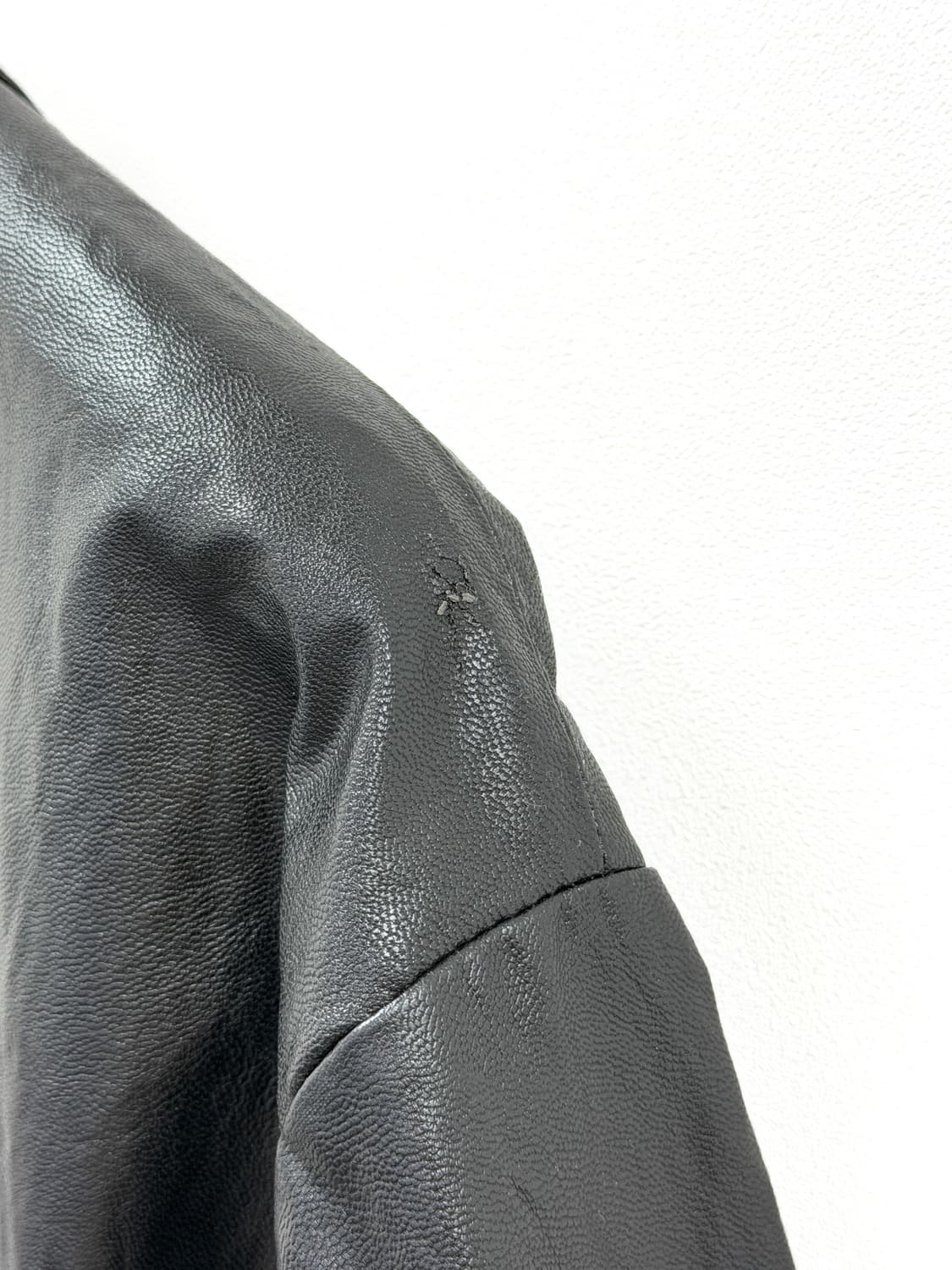 아떼 바네사브루노 페이크 레더 자켓 상품이미지4