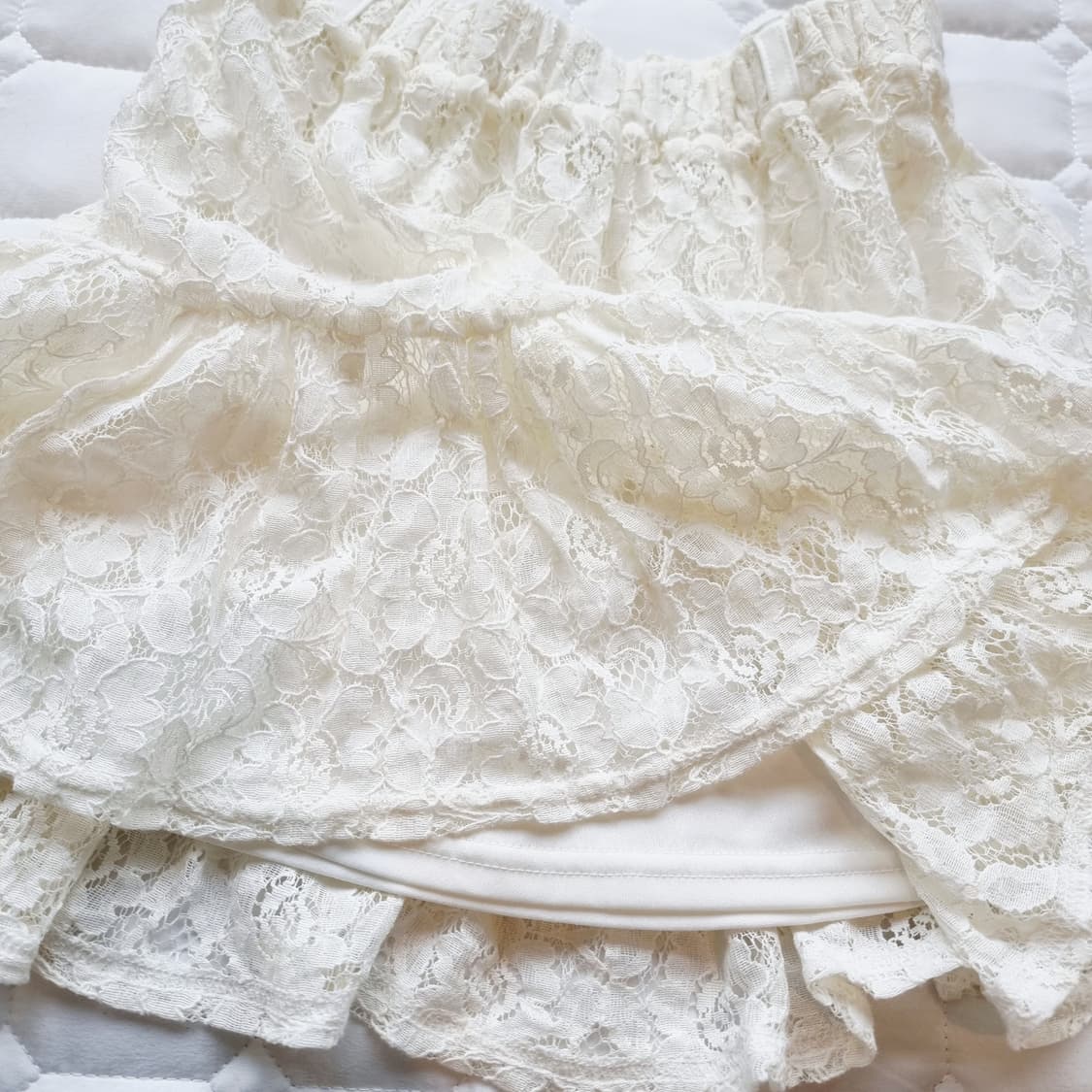 아이보리 레이스 플레어 스커트 상품이미지3