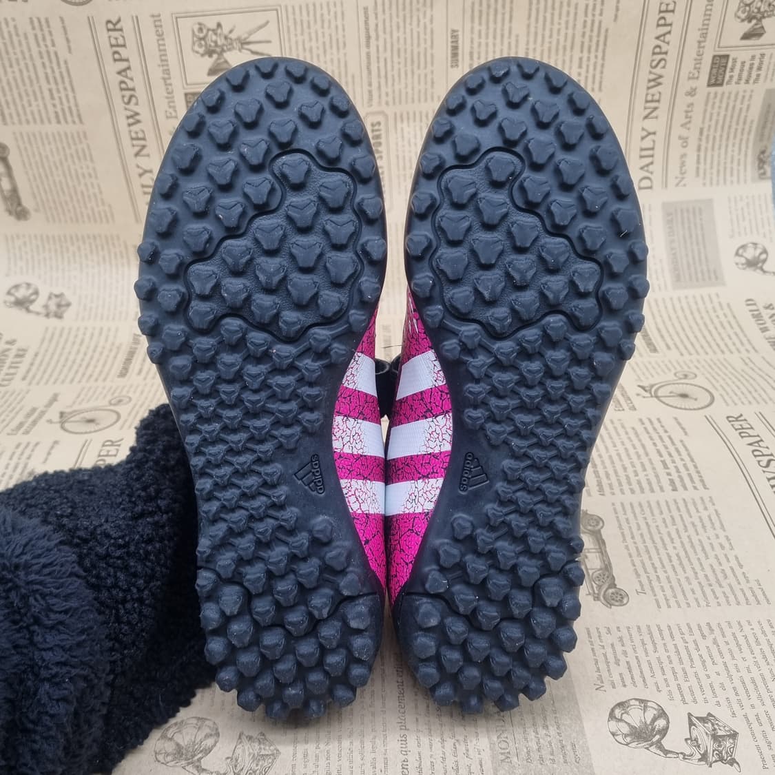 아디다스 프레데터 프릭 아동풋살화240 상품이미지3