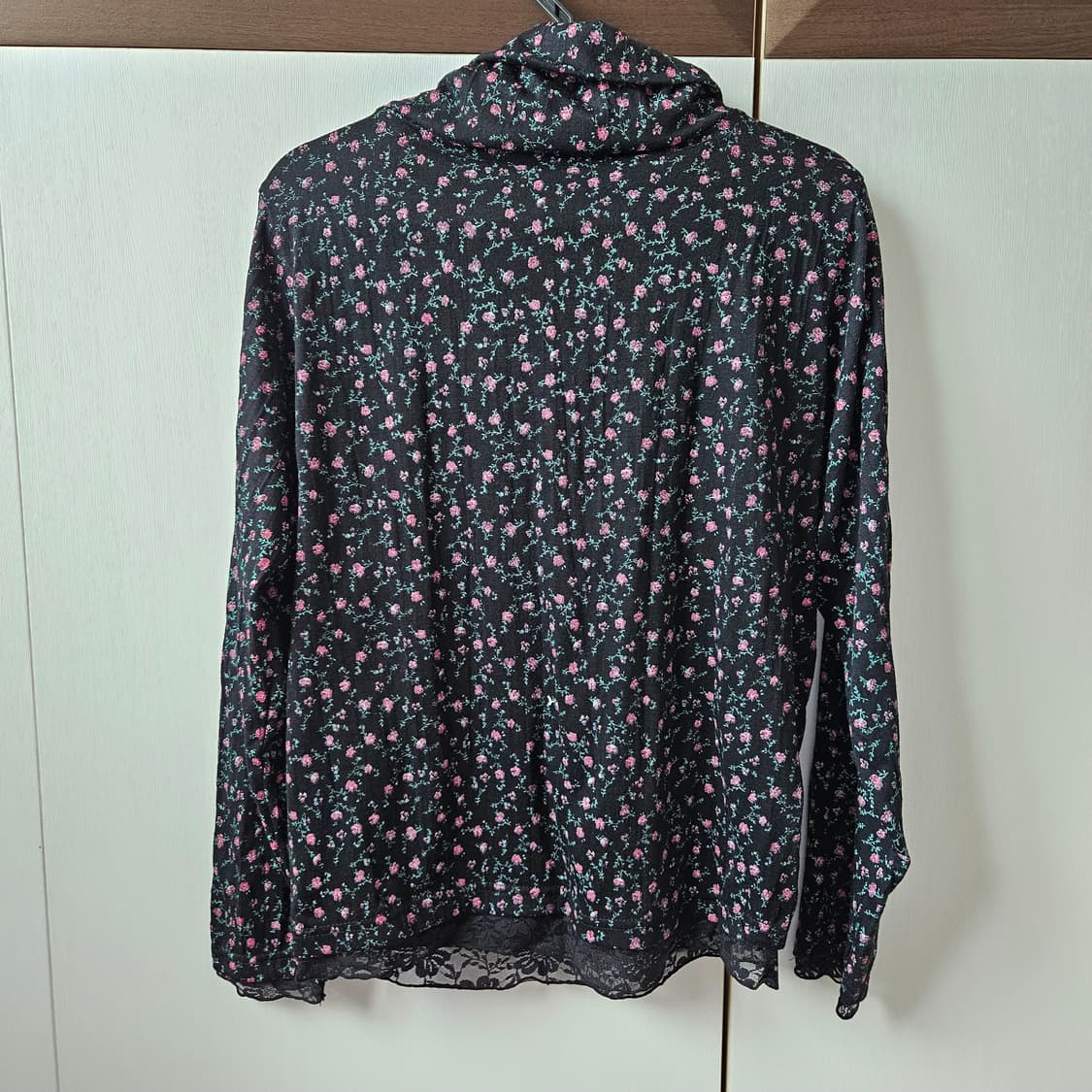 플라워 레이스 목폴라티 빈티지 모리걸 잔꽃 레이어드 티 상품이미지3