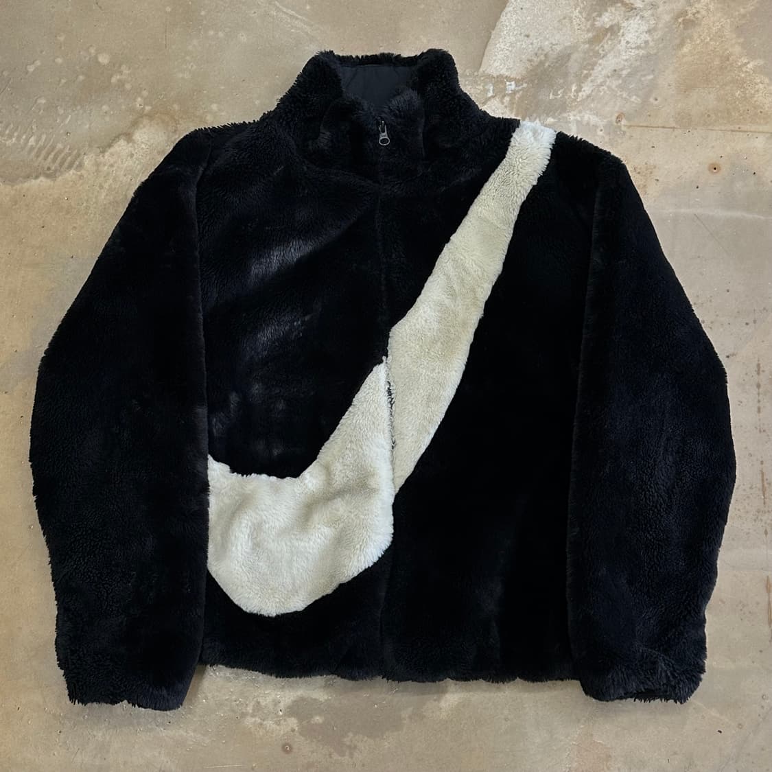 L 나이키 빅스우시 퍼 자켓 상품이미지2