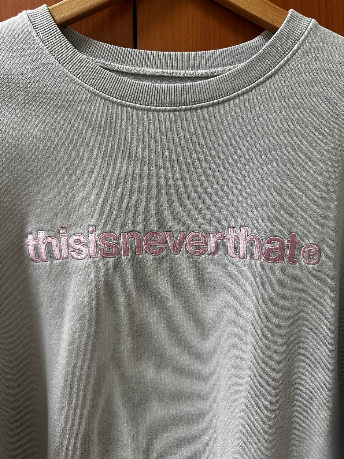 디스이즈네버댓 로고 크루넥 스웻셔츠(맨투맨) 상품이미지2