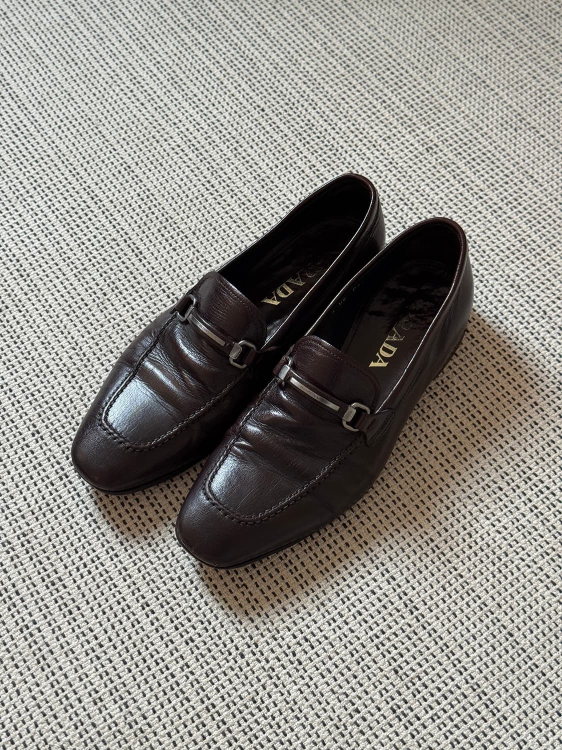 00s 프라다 버클 로퍼 상품이미지2