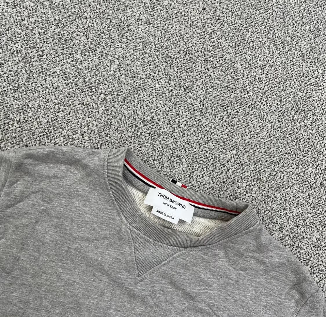 톰브라운 맨투맨 2사이즈 상품이미지2