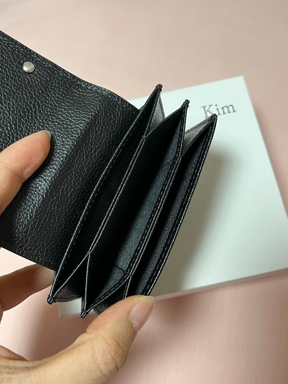 마뗑킴 지갑 블랙