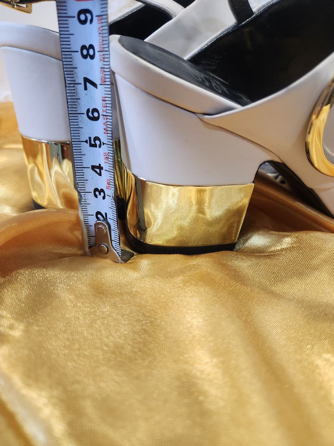 Made in Italy🔥 RV 화이트 스트랩 샌들 / 골드힐 / 여름 상품이미지2