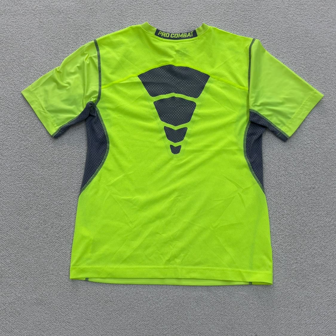 L 나이키 드라이핏 반팔 티셔츠 0409E 상품이미지2