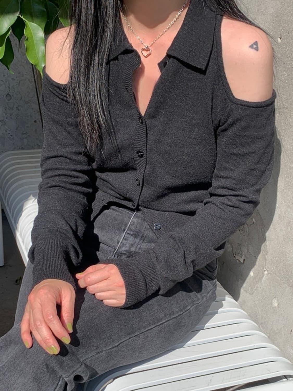 보헤미안서울 숄더홀니트 블랙 상품이미지2