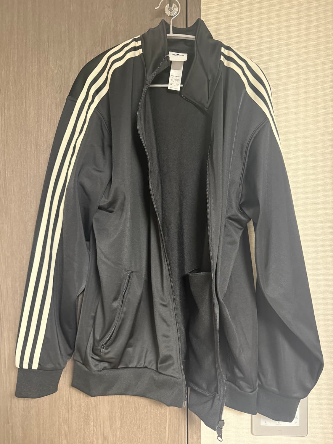 아디다스 블랙 트랙탑 L 상품이미지2