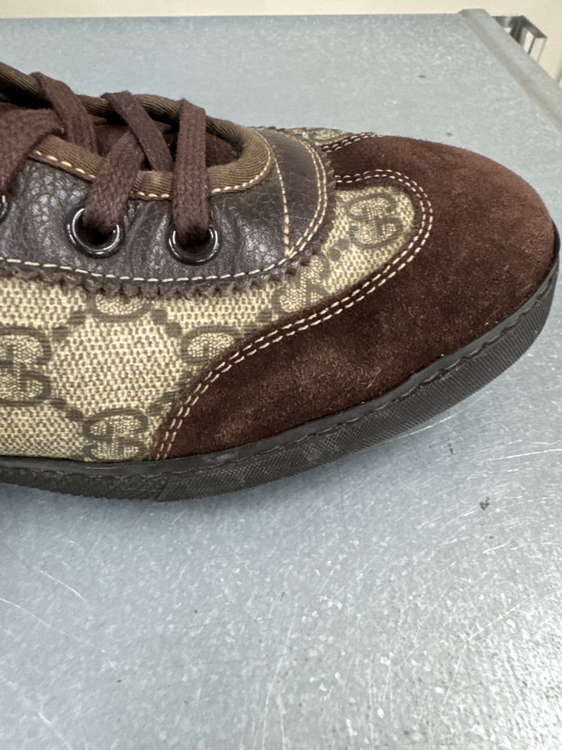 구찌 브라운 로고 스니커즈 8.5 상품이미지8