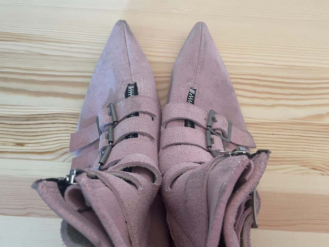 Preen suede pointy boots 상품이미지6