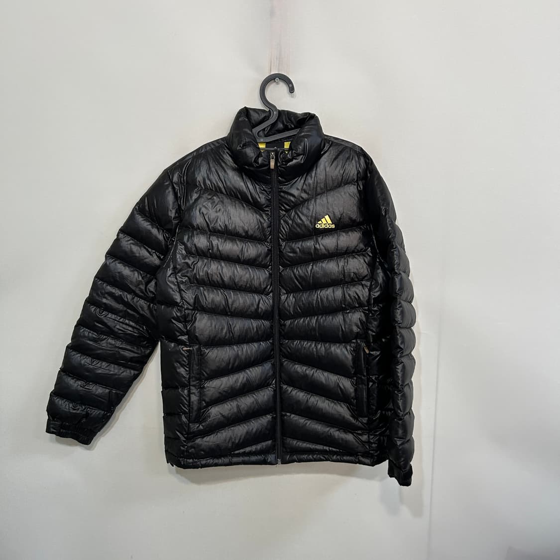 아디다스 남성 거위털 경량패딩 100 상품이미지1