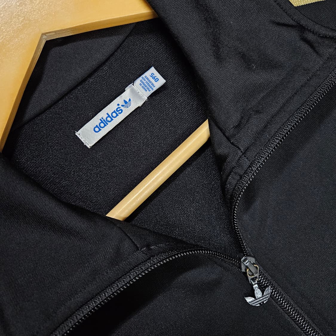 95) 아디다스 블랙골드 백로고 파이어버드 트랙탑 져지 상품이미지3
