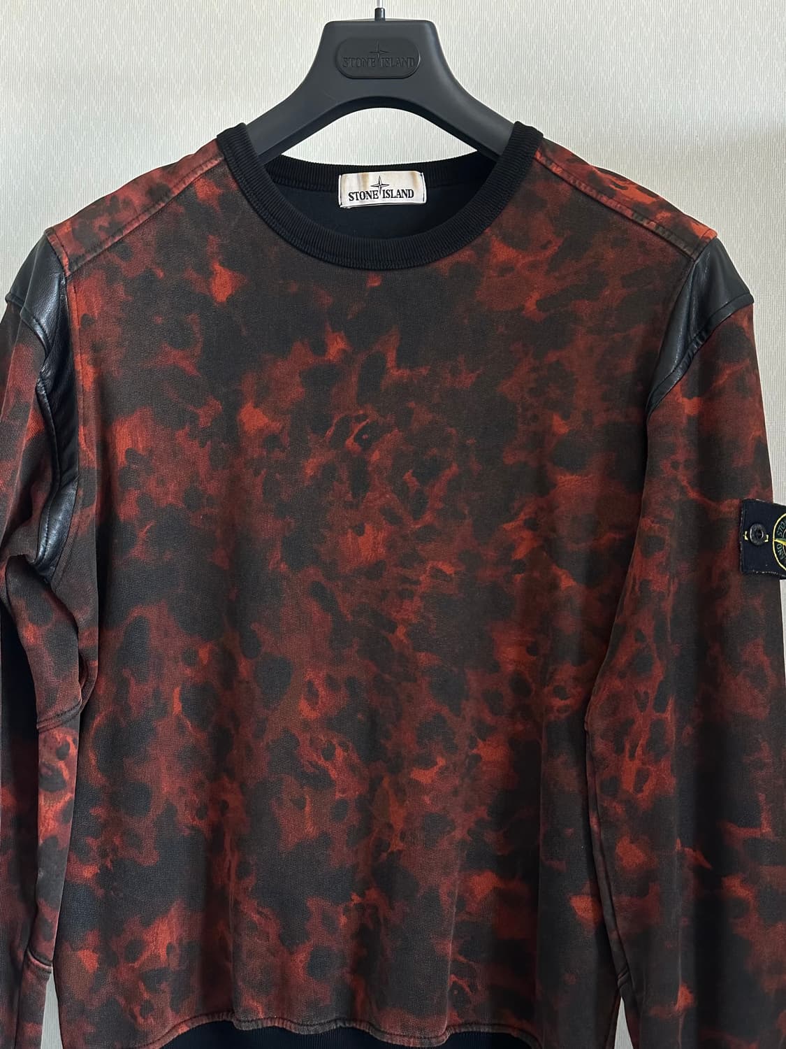 스톤아일랜드 tortoise camo OVD 맨투맨 M(100) 국내판 상품이미지1