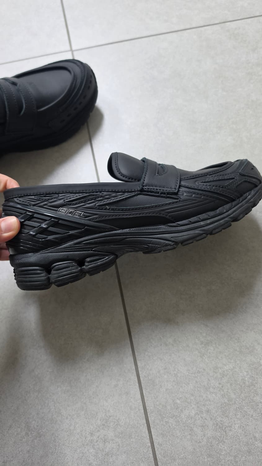 뉴발란스 1906L 블랙 275 사이즈 상품이미지2