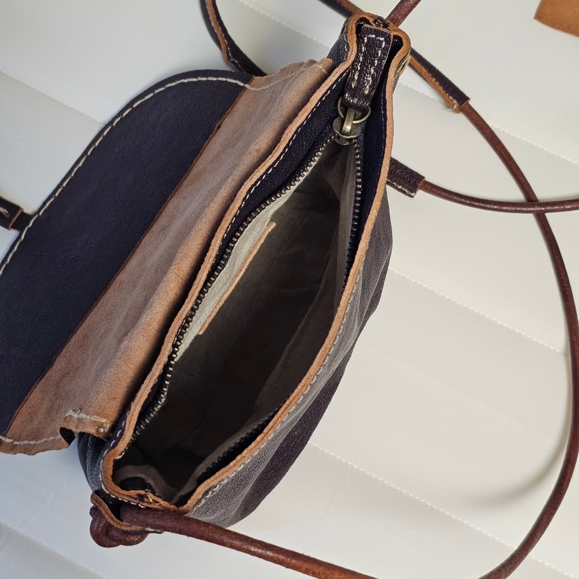 4dea works 포디어웍스 웨스턴 가죽 크로스백 숄더백 가방 모리걸 상품이미지5
