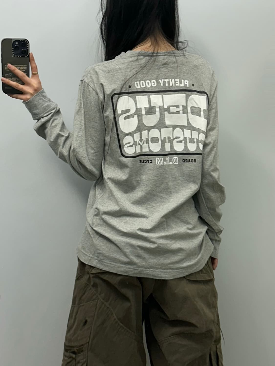 데우스 엑스 마키나 존스 그레이 롱슬리브 긴팔티 상품이미지2