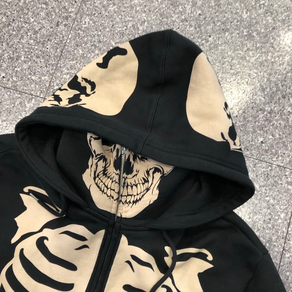 밴슨 본 스켈레톤 넥 워머 후드집업 상품이미지3