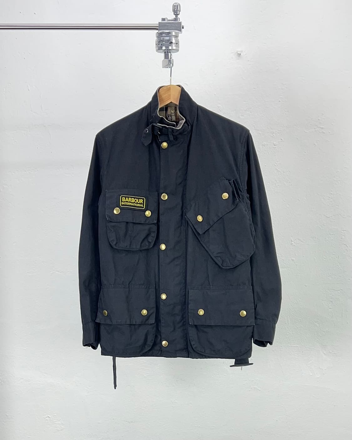 바버 인터네셔널 블랙 오리지널 A7 왁스 코팅 자켓 상품이미지1