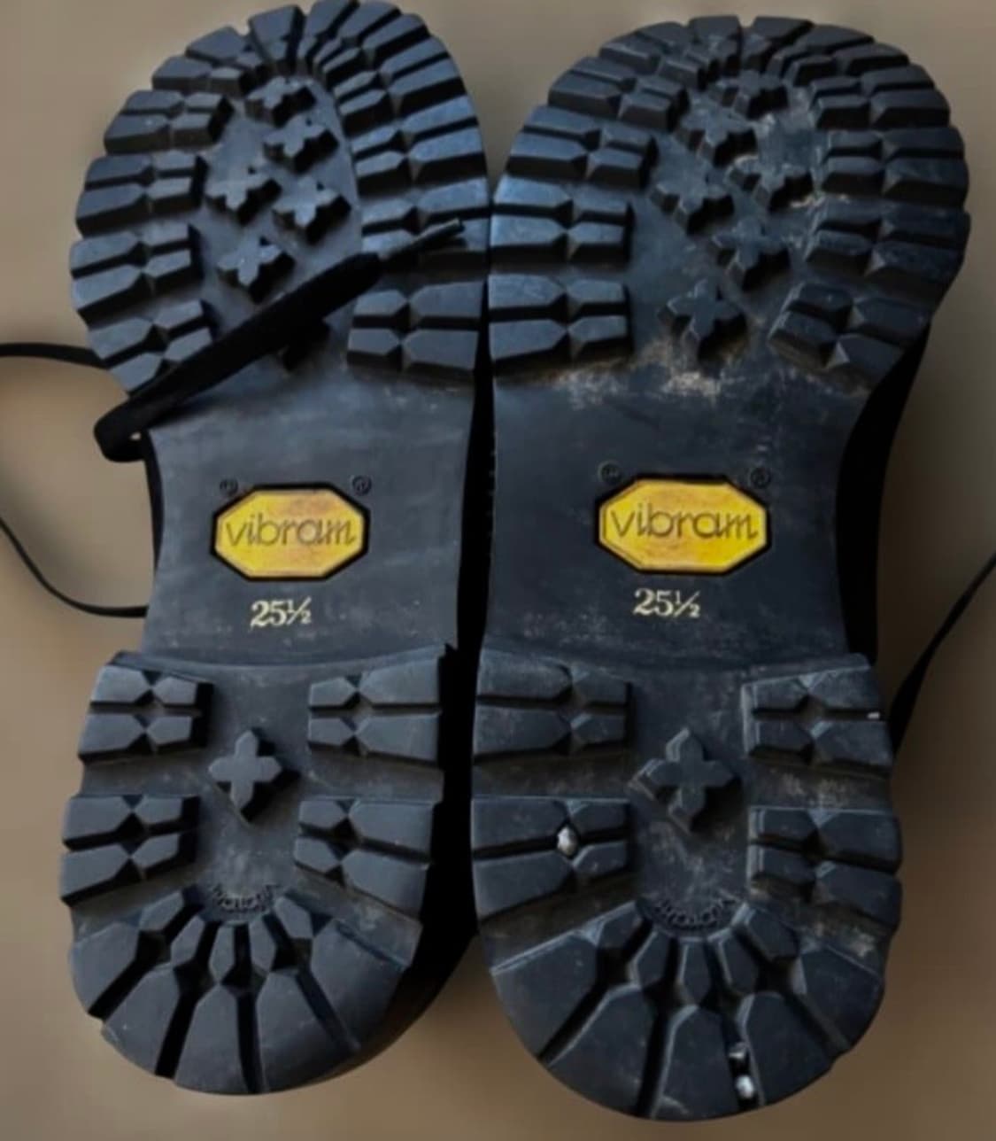 꼼데가르송 옴므 번아웃 스웨이드 6홀 부츠 상품이미지6