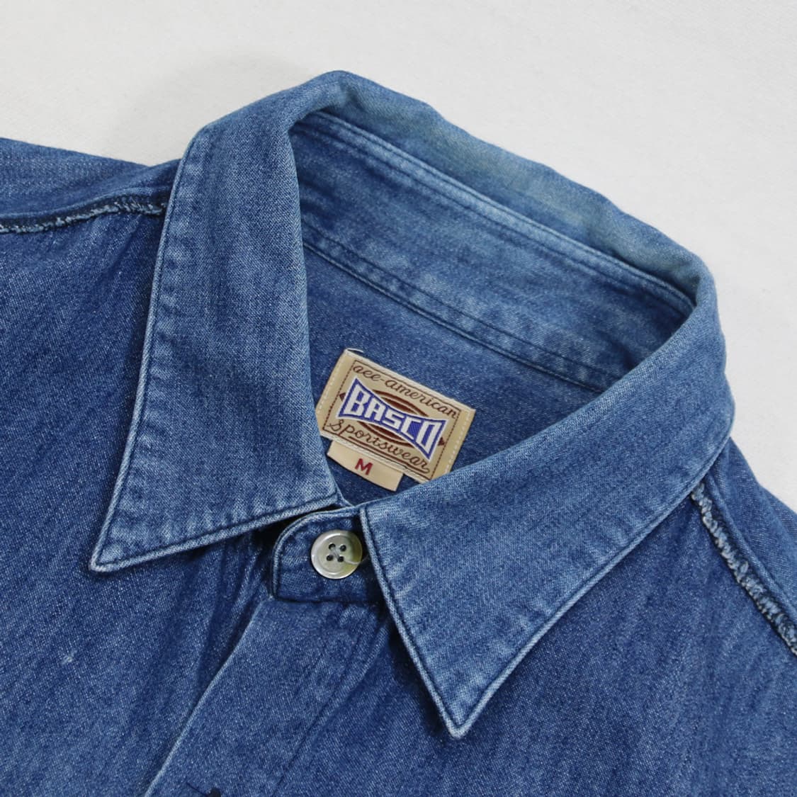 (착용컷) BASCO 데님 셔츠 (남성용 100) 상품이미지5