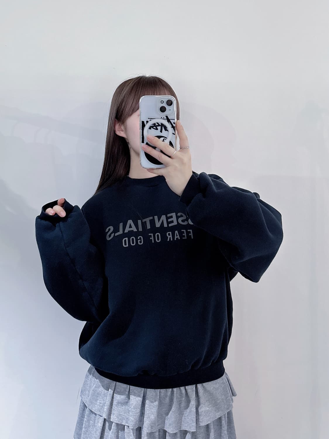 에센션 블랙 빅로고 맨투맨 상품이미지3