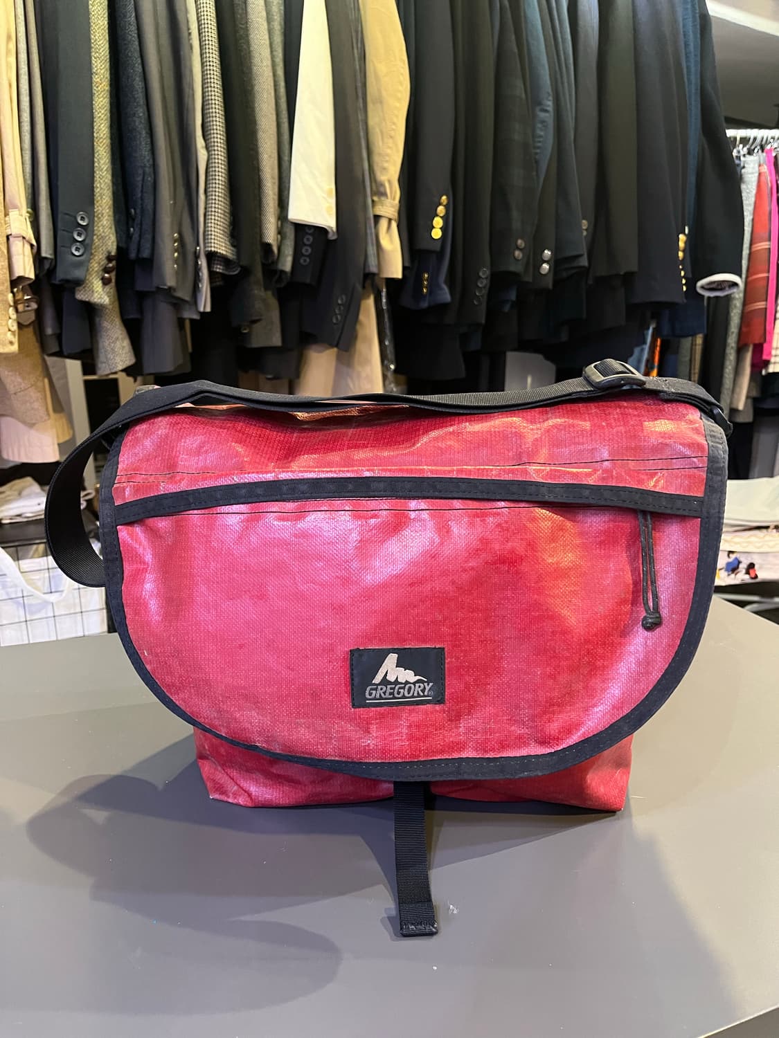 그레고리 셸터라이트 메신저백 상품이미지1