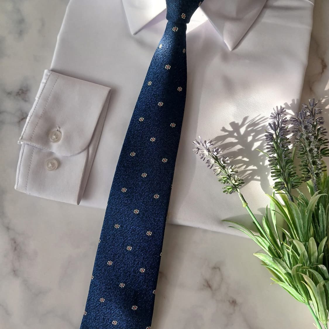 에스 티 듀퐁 실크 네이비 패턴 넥타이 8.2cm A등급 A19275
 상품이미지5