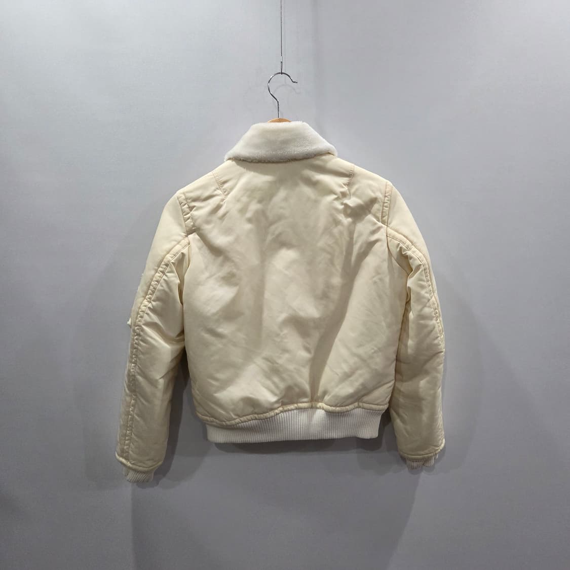 폴로진스컴퍼니 우먼 크림 봄버 자켓 S 상품이미지5