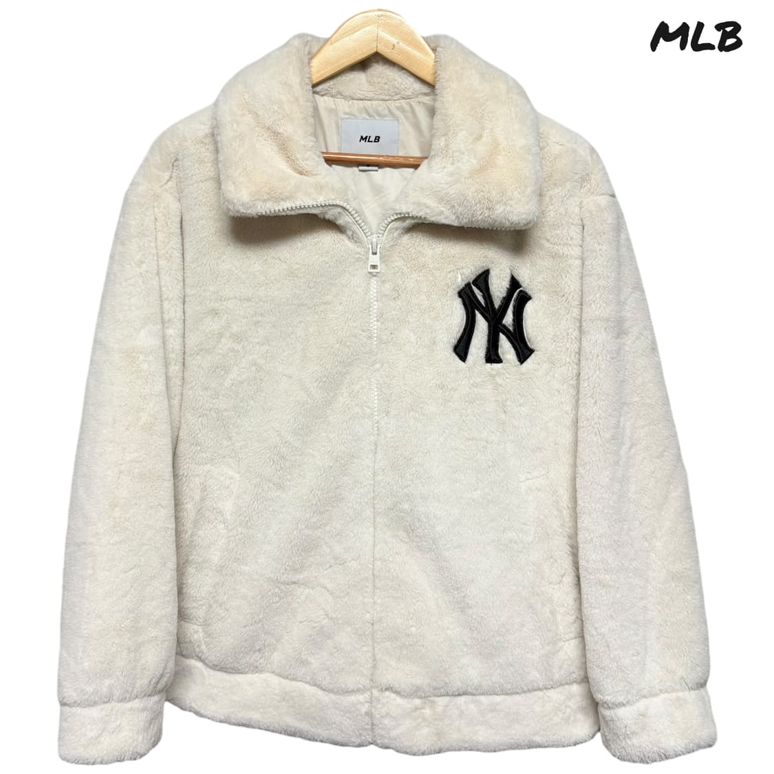 3826 MLB 아이보리 에코퍼 양키즈 뉴에라 빅로고 퍼자켓 상품이미지1