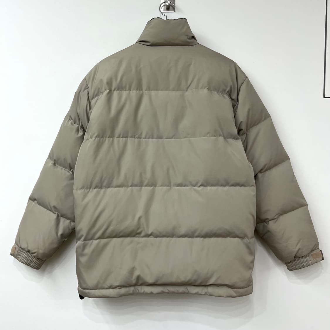 나이키 00s 카키색 스우시 뉴챔프 덕다운 베이지 패딩 자켓 상품이미지3