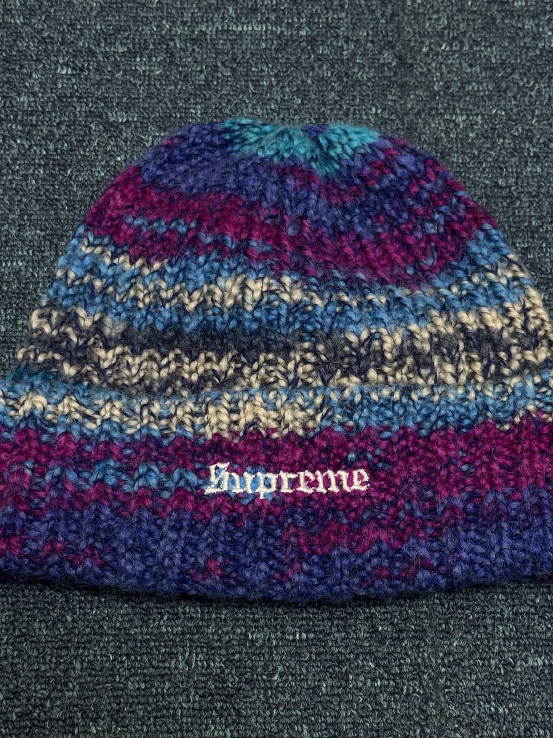 슈프림 24fw 스페이스다이 스트라이프 비니 상품이미지2