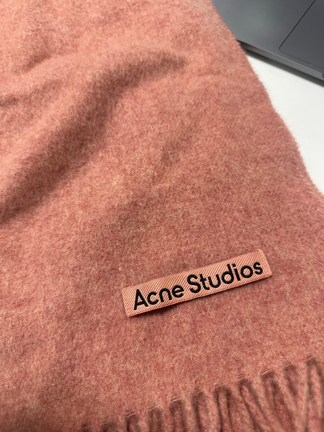 아크네 스튜디오 머플러 로즈 멜란지 상품이미지1