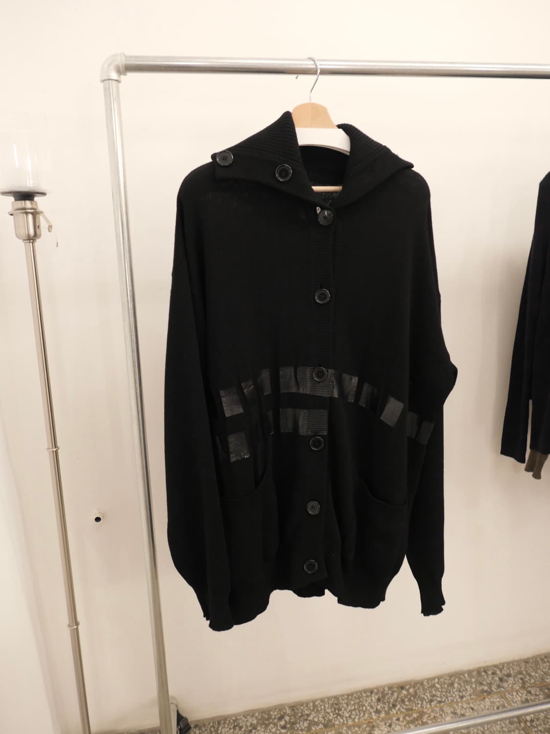 마르지엘라 하이넥 테이핑 오버사이즈드 가디건 상품이미지1