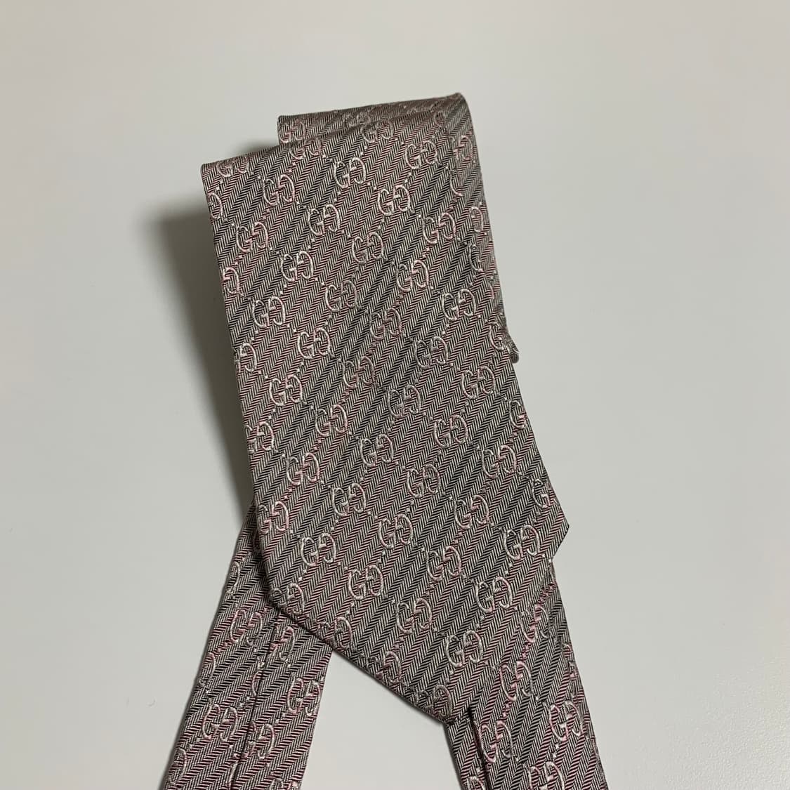 구찌(GUCCI) GG로고 모노그램 명품넥타이 100실크 8.5cm 상품이미지10