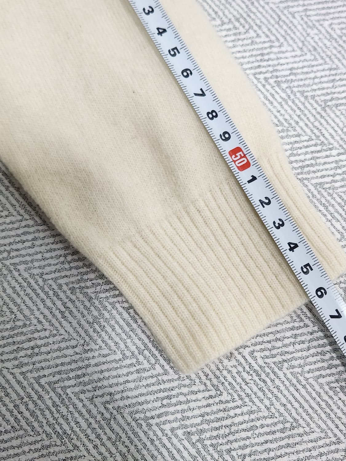 시슬리 아이보리 브이넥 가디건 상품이미지9