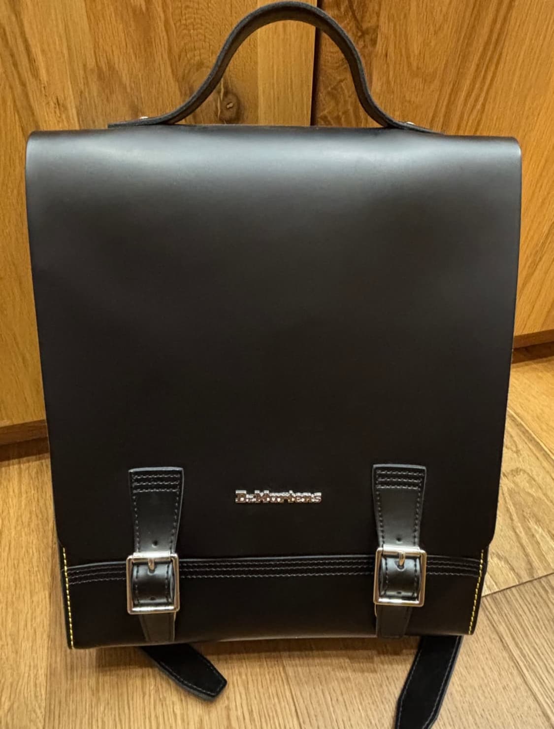 닥터마틴 백팩 상품이미지1