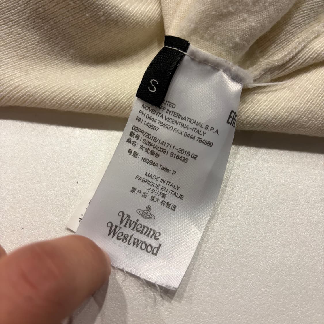 [S] 비비안웨스트우드 아이보리 니트 가디건 C277 상품이미지8