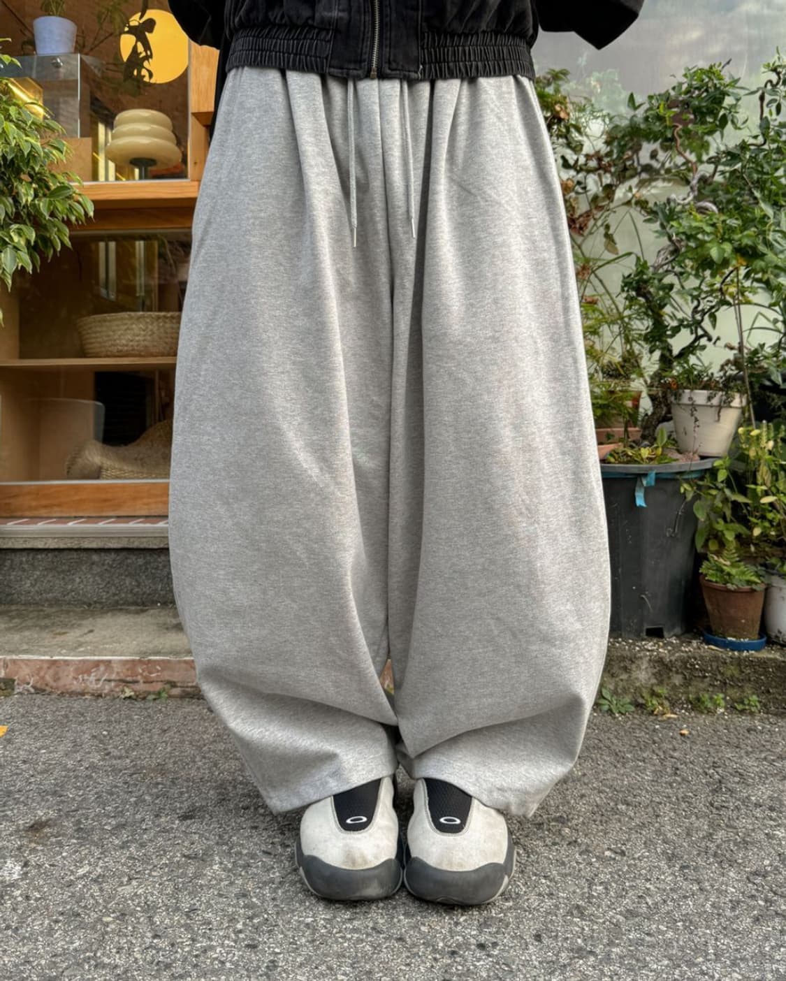 커즈바이 모노 벌룬 스웻팬츠 상품이미지1