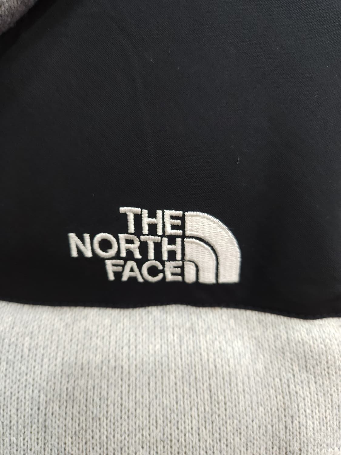 노스페이스 블룸 구스 패딩조끼

 상품이미지2